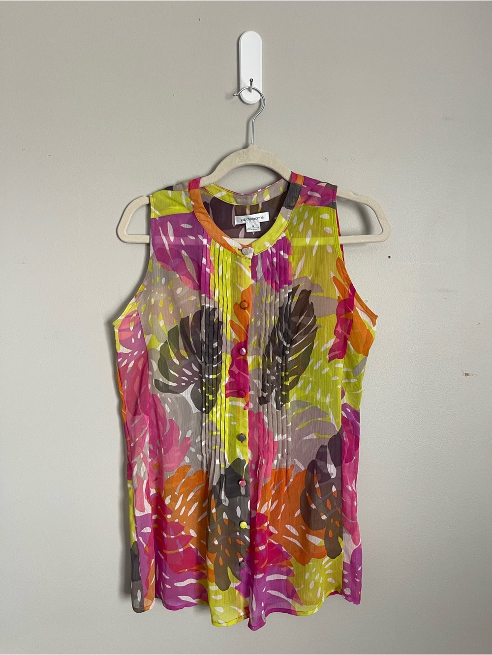 LIZ CLAIBORNE Multicolor Sheer Tropical Print Sleeveless Button Down Blouse Sz M - Picture 2 of 6
